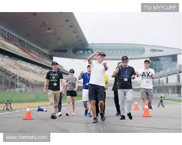 杨敏独家分享极限运动心得与技巧助你突破自我极限体验无限乐趣