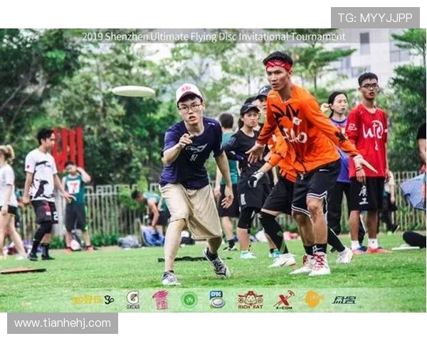 深圳飞盘队在世界攀岩锦标赛中的团队协作表现精彩纷呈引发热议