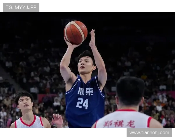 探索篮球技术演变与现代比赛策略及运动员成长路径深度解析新动向